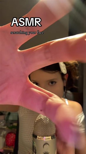 𑣲ASMR || scratching your face #fyp #asmr #micscratching #scratchingsounds #relaxing