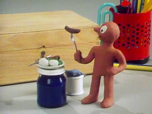 16K views · 642 reactions | When a plate of unattended, yummy-looking food makes an appearance, Morph is straight in there...but it's too hot to handle! Watch what happens next in this classic clip. | Morph | Facebook