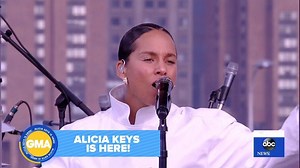 Alicia Keys sings 'So Done' on 'GMA', surprising essential workers at the Skyline Drive-In at Seret Studios in Brooklyn. https://gma.abc/2HjK8YJ | Good Morning America