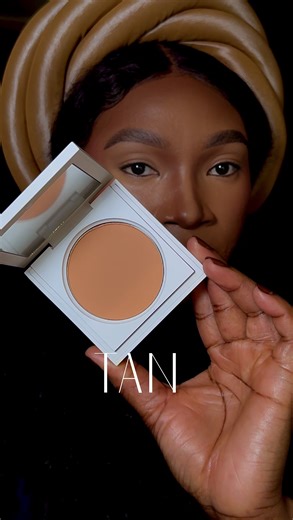 My secret for a flawless makeup Mate finishing powder 🤎🤩✨ #makeupbase #flawless #powder @OFRA Cosmetics, LLC PURE MATTE FINISHING POWDERS