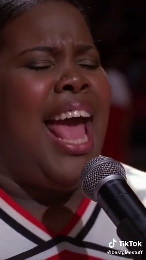 Beautiful Performance by Mercedes Jones - Glee Season 1 Episode 16