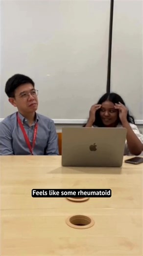 🎯 Guess the Pharmacy Clinical Tracks! Think you know what pharmacists do? Think again. 👀💊 Watch as our pre-registration pharmacists (recent pharmacy graduates) try to guess the pharmacy clinical tracks based on just a few clues 🧠. There’s so much more to pharmacy than meets the eye. How many pharmacy clinical tracks can you name? 🤔 👩‍⚕️Your Pharmacist, Your Partner in Health 💜 #TTSHPharmacyWeek2025 | Tan Tock Seng Hospital (TTSH)