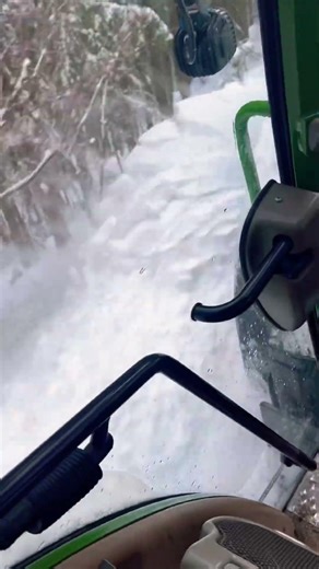 Fendt 211 VS snow (1:0)🫣