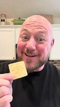 HEB Jalapeño Saltines: Crackers With an Attitude 🌶🔥