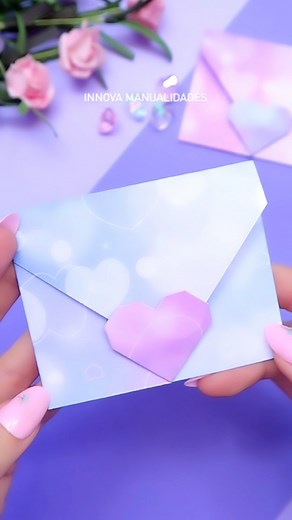 853K views · 10K reactions | Cómo hacer un sobre de papel corazón ♥️ #reels #diy #manualidades #crafts #gift #GiftIdeas #fblifestyle | Innova Manualidades | Facebook