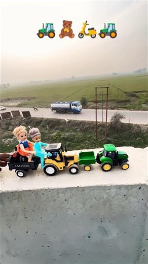 Mini Remote Control RC Small Tractor Baby Scooty Loading Unboxing and Tracking Toy Video 🚜🛵🧸🚜