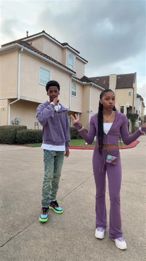 Party at the beach 🌺 #familyflawsandall #rewindablemoments #tiktok #tiktokchallenge #ajandamyah