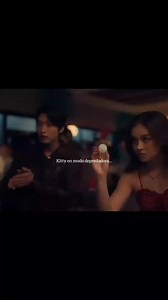 Kitty: Siempre Activa y Listo para Jugar
