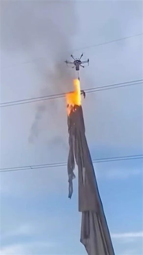 Cleaning High Voltage Power Lines ⚡