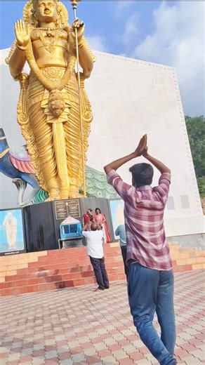 Shakthi on Instagram: "Murugan Mind voice 😂 . . #shakthi_starboy #Shakthi #murugan #god #comedy"