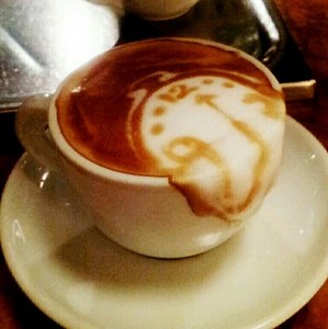 Salvador Dalí’s Melting Clocks Painted on a Latte