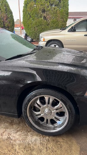 The current scene near Edgemere and Lee Trevino, where slight rain and hail are currently falling on the area. | The Real FitFam El Paso