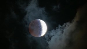 Qué es un eclipse lunar y cómo se ha visto en España