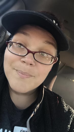 mommy_T-Rex (@mommy_t.rex89)’s videos with original sound - Ms.Queen