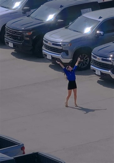 POV: How we feel driving off in a Chevy ✅ Powertrain Warranty for 5 years/60,000 miles ✅ Personalized Customer Service ✅ Maintenance with Certified Service experts Car Shopping Made Easy 👉 AppleSportChevy.com