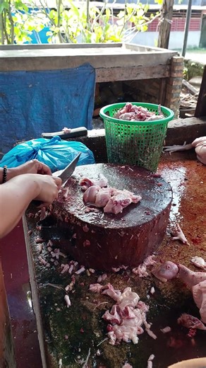 Proper Chicken Cutting Techniques for Safety and Precision