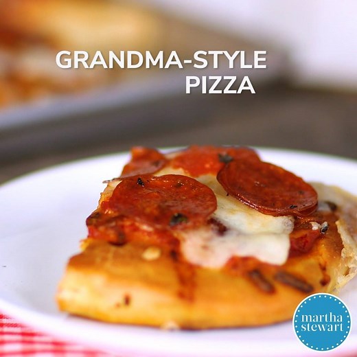 Save us a slice (or two!). http://ow.ly/rNw930kemk0 | Martha Stewart