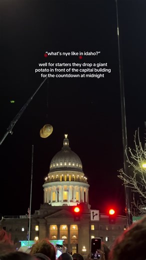 honestly boise idaho is such an underrated place to go for nye… it’s clean, safe, has fun bars plus a potato drop/firework show at midnight 😂🥔 #idaho #nye #traditions #newyears #thingstodo