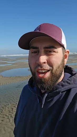 Exploring a shipwreck from 1897 at Higgins Beach in Scarborough,Maine. The ship was carrying coal. It's a beautiful little beach to walk and explore,but the shipwreck is definitely very cool. #history #historical #coal #shipwreck #maine #travel #toursim #beach #mainetourism #discover #downeastcowboy #higginsbeach #Scarborough #destination #sightseeing #explore | The Downeast Cowboy