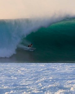 Desert Point in all it's beauty. Surfer: Nate Behl Video: Tani Sakerebau | World Surf League