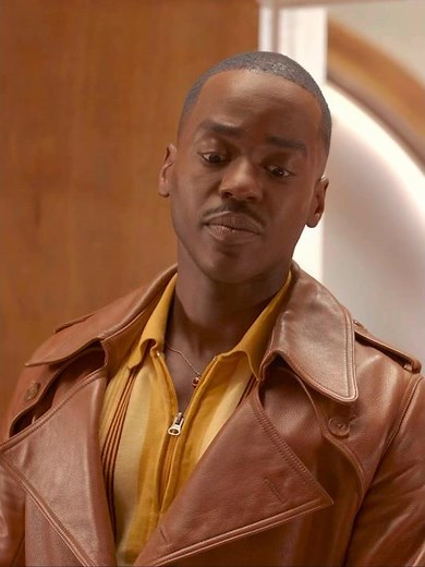 The Doctor's past self received the password from his future self. #doctorwho #christmas