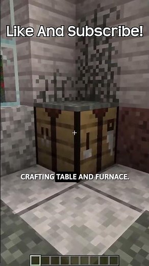A Minecraft Mod That Adds A Naturally Generating Pale House!