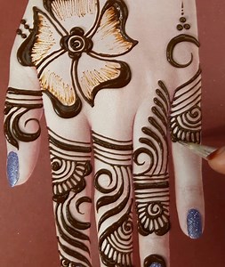 1.7M views · 47K reactions | floral mehndi design | Mehndi Planet | Facebook