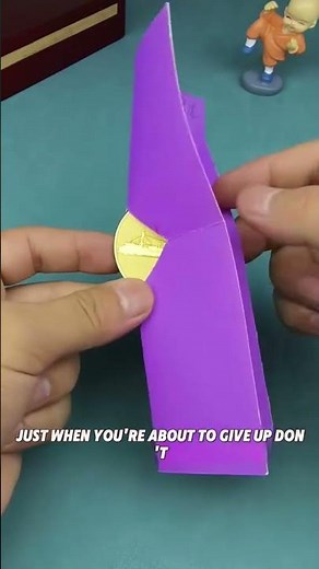 😱 You won’t believe this simple paper trick!How does the coin fit through that tiny hole? #viral