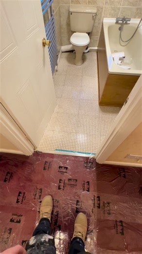 New bathroom completed in Pontypridd 🛁🚿 Just a little insight into what you can discover on a rip out! 🤣 #newbathroom #houserenovations #housereno #marbletiles #beforeandafter | Elite Plumbing