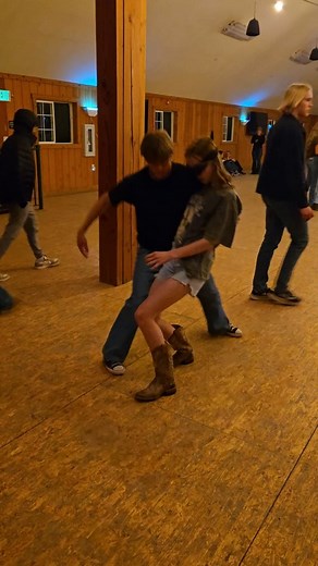 Have you ever been to a barn dance?? Now's your chance! Come dance @mtnebobotanicalfarm These clips capture the vibe you'll be able to find this Friday 😎 ••OUTLAW COUNTRY SWING DANCING•• Friday, May 16th Mt. Nebo Botanical Farm 3700 Old Hwy 91, Mona, UT 84645 Lesson: 8pm -9pm Open Dancing: 9pm-12am 8$ per person #countrydancing #utahcountry #utah # Mona #swingdancing #utahdancing #byu #uvu #outlawcountryswing #western #partnerdancing #linedancing #musicfestival #outlaw #utahcounty #saltlakecity