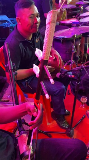 គេមិនទាន់ដល់ម៉ោងចប់ផង​ រេីស្គរចង់រត់ទៅផ្ទះ😂 | Music BTB