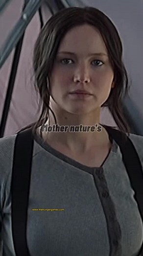 For our girls:)#katnisseverdeen#johannamason#primroseeverdeen#cressida#ruethehungergames#glimmer#clovekentwell#thehungergamesedit#womanpower#womanday