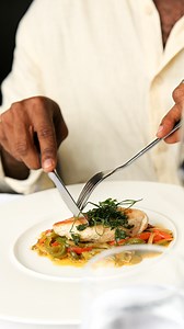 Faites de chaque moment une célébration de l'art de vivre avec le restaurant Le Rive Gauche et sa nouvelle carte ! Jusqu’au 1er septembre, profitez de 20% de réduction sur vos repas et boissons hors alcool dans nos restaurants et bars. Offre soumise à conditions Réservez dès maintenant votre espace au 0789898900 Email : H1146@accor.com #PullmanAbidjan #RestaurantAbidjan #Gastronomie #Nouveauté #Lifestyle #Abidjan #Cotedivoire | Pullman Abidjan