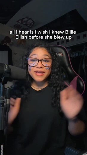 TFE on Instagram: "Why can’t you love me by TFE 🖤 - #lòókatmenow #singersongwriter #billieeilish #oliviarodrigo #rockmusic #indierock #alternativerock #newmusic #alternativemusic"