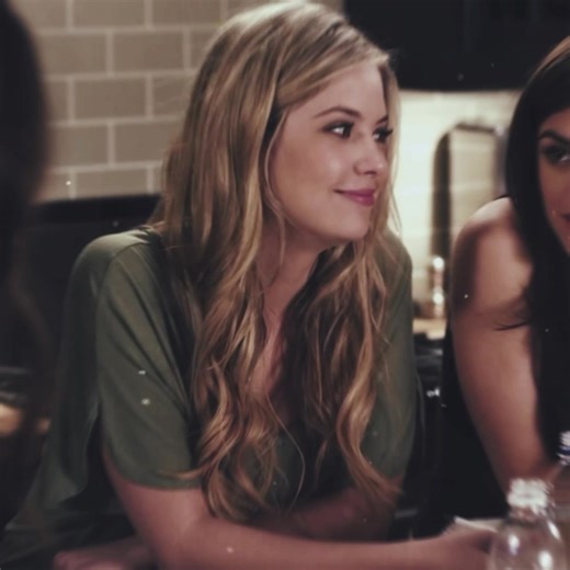 Hanna Marin's Iconic Moments from Pretty Little Liars