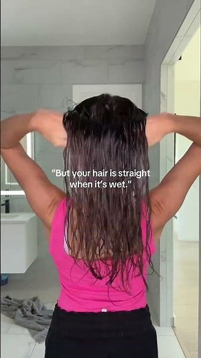 My wavy curly hair is STRAIGHT when wet!?