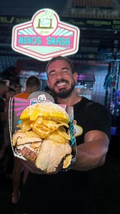 CENANDO CON PABLO | Llega al Estadio del Cádiz el mayor evento de Hamburguesas de España: The Champions Burger hasta el 15 de Junio donde foodtrucks de toda... | Instagram