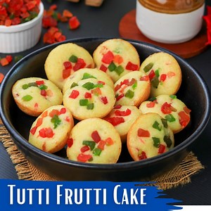 562K views · 16K reactions | 10-12 mins mein bina mould, condensed milk aur egg se banaye ye soft tasty tutti frutti cake ki recipe ko. Download My Android App: https://openinapp.co/fa9em Ingredients: 1 ½ Cups all-purpose Flour 1 Tsp Baking powder ¼ Tsp soda ¾ Cup or 150 grams of curd 1 Cup Sugar ½ Cup Oil 1 Tsp Vanilla essence ½ Cup Tutti Frutti Milk as required 1 Tsp flour for coating #fruitcake #cakes #cupcakes #cakes #mintsrecipes | Mint's Recipes | Facebook