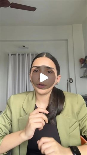 Dr. Rakshita Singh Bangar on Instagram: "Lemme know if I should make episode 2🥹🖤 . From primates to painters, let's decode human evolution in 60 seconds! Firstly our ancestors: Dryopithecus & Ramapithecus (15 MYA) Thn around 3mya primates who evolved into Australopithecus, the OG 2-legged walker Welcome the Homo squad: Habilis, Erectus, & Sapiens! From meat-eating Erectus to smart Neanderthals (1400cc brain power) To Homo Sapiens, the cave painters & agriculture rockstars! Stay t