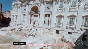 54K views · 1.4K reactions | À Rome, les fontaines sont incontournables. Sous le ☀️, l''eau est très prisée des Romains qui ont leur propre technique pour la boire ! Pas sûr que notre correspondant Alban Mikoczy la maîtrise encore... Reportage de Camille Rigeade et Adrien Pain | France TV Rome | Facebook