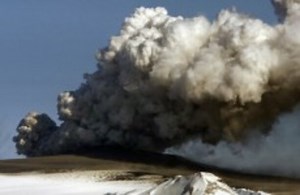 Report vindicates aviation authorities over ash cloud flight cancellations