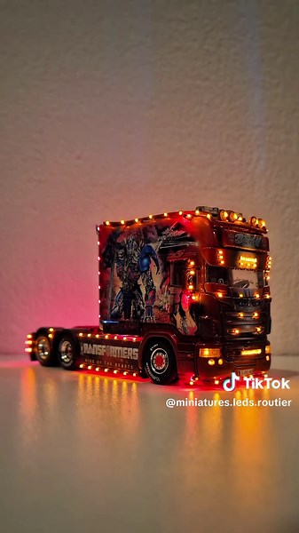 #transportbeau #scania #scanialongline #leds #transformeurs