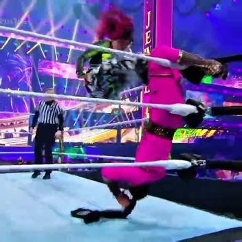 "Iyo Sky vs Bianca Belair"🥵👿#iyosky #biancabelair #edit #shorts