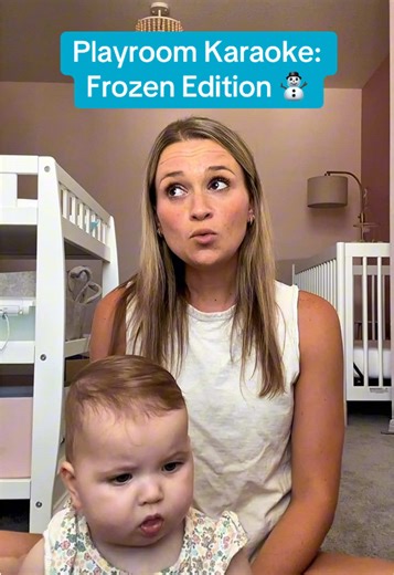 Just trying to get her to join my Frozen concert🎤❄️ Maybe the next one! #disney #singingmom #frozensingalong #doyouwannabuildasnowman #momandbaby