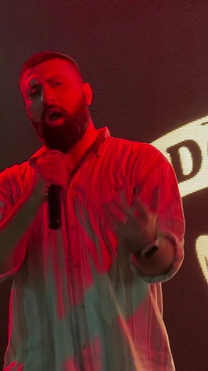 Live Concert Performance with Dynamic Visual Effects