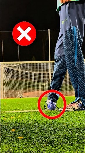 How To Receive A Soccer Ball ⚽️🔥 #shorts