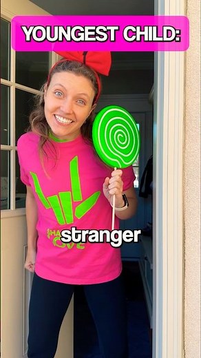 Siblings when a STRANGER is at the door!!