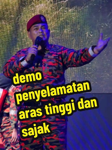 Padu dan hebat demo unit storm jbpm sabah,dengan memperlihatkan gambaran sebenar situasi semasa melakukan penyelamatan di aras tinggi dan juga tak kurang hebat deklamasi sajak yang dipersembahkan oleh sahabat saya encik mohd fauwzey..hebat dan tahniah kepada sahabat2 semua💪💪💪💪 #fyppppppppppppppppppppppp #cancerfighter #sabahantiktokers #firefighter #bomba