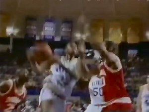 🏀🍿On February 18, 1994 “Blue Chips” was released in theaters! The film stars Nick Nolte as coach Pete Bell, who is trying to recruit a winning team. His players were portrayed by actors as well as real-life basketball players Shaquille O' Neal, Anfernee "Penny" Hardaway and Matt Nover. Cameos include noted basketball figures Bob Knight, Rick Pitino, George Raveling, Bob Cousy, Larry Bird, Jerry Tarkanian, Allan Houston, Dick Vitale, Jim Boeheim, Dan Dakich, Kevin Garnett, Matt Painter, Calbert