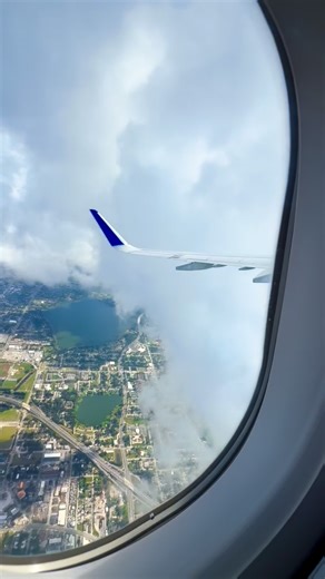 3.3K views · 8.4K reactions | Ultra-wide view of a cloudy climb out from Orlando on a United A321neo. Lots of chop on departure with all the updrafts and downdrafts in the area!  MCO ✈ DEN Airbus A321neo #N14506 1 Year Old #orlandojets #airbus #takeoff #united #airbus #a321neo #clouds #departure #orlando #wing #wingview #fblifestyle | OrlandoJets | Facebook